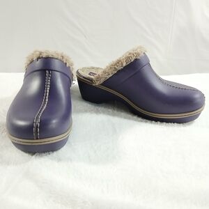 Crocs Cobbler Clogs Eva Womens 9 Faux Fur Lined Purple Shoes